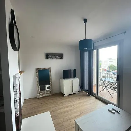 Superbe Studio A Canet En Roussillon Proche De La Plage Buitenkant foto