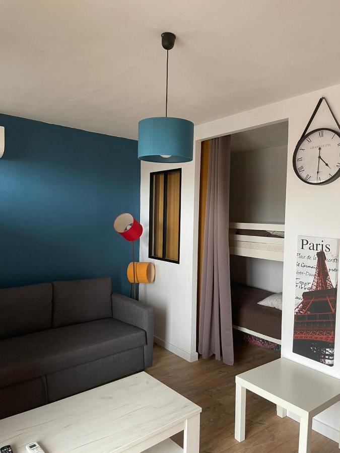 Superbe A En Roussillon Proche De La Appartement *
