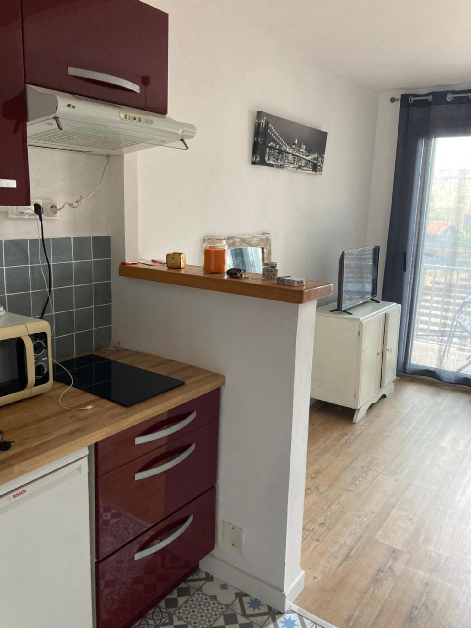 Appartement Superbe A En Roussillon Proche De La